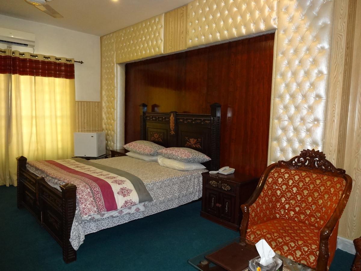 Divine Hotel Rawalpindi Exterior foto